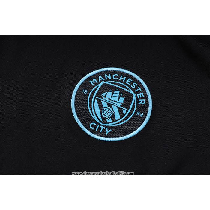 Tracksuit
 Manchester City 2022-2023 Short Sleeve
 Black
 - Shorts
